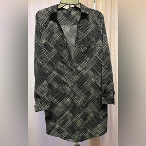 The Limited Black and White Long Sleeve Dress
